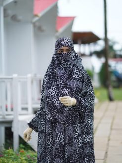 Alternative view of Long Khimar – 73