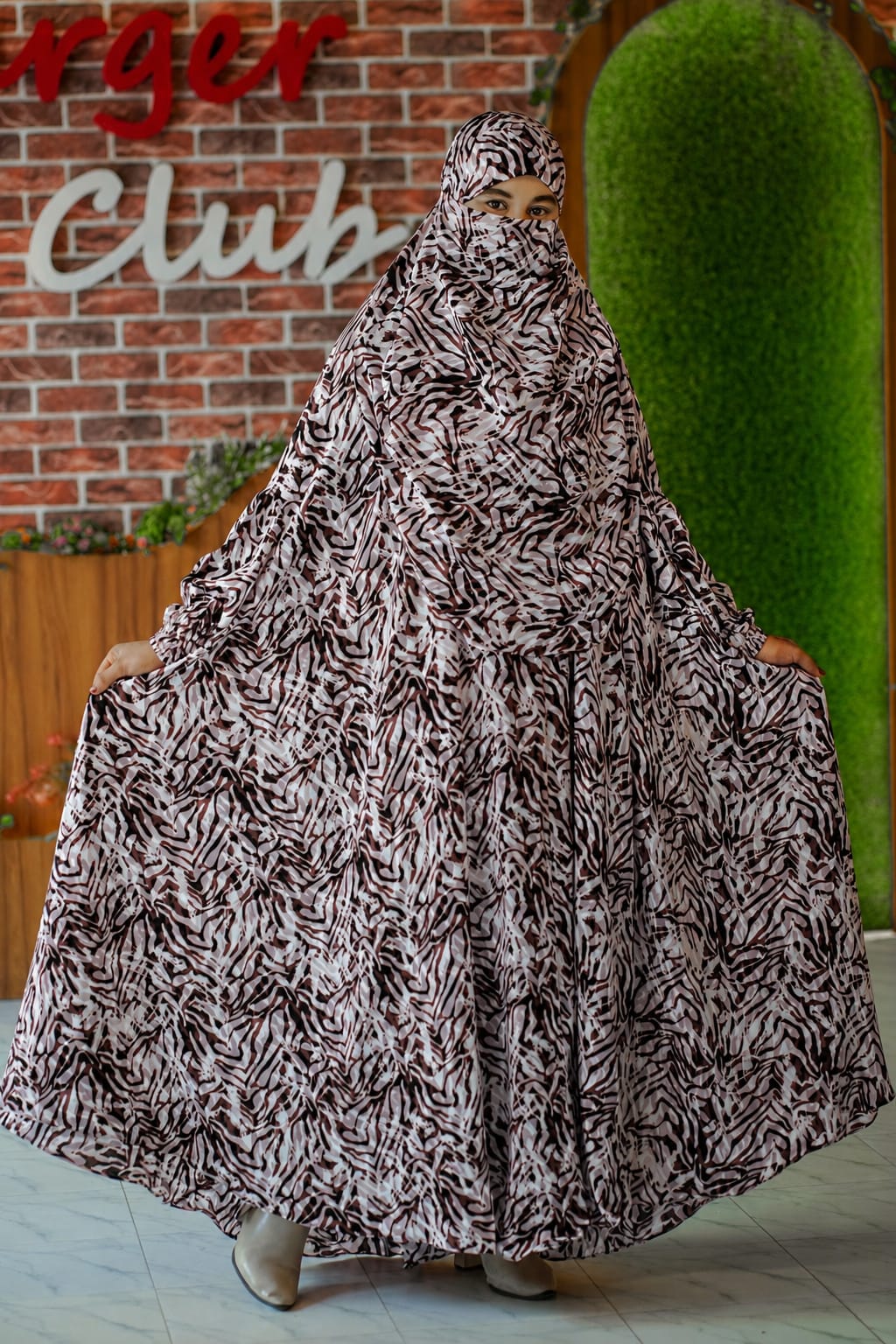 Floor Touch Zilbab - 13