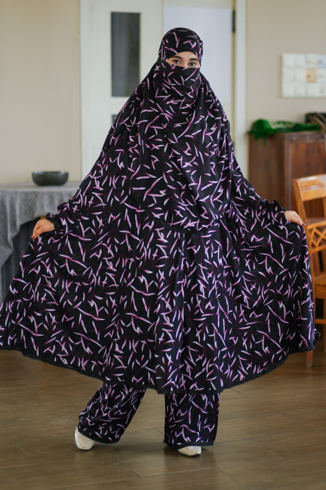 Khimar & Plazu - 206 - Image 2