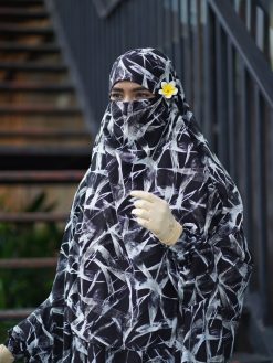 Alternative view of Long Khimar - 61