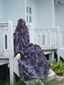 Alternative view of Long Khimar - 60