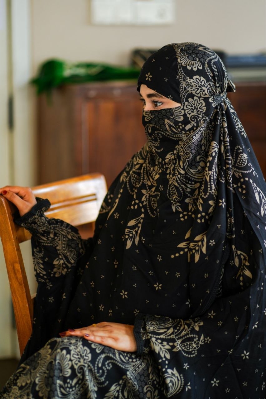 Khimar & Plazu - 228 - Image 2